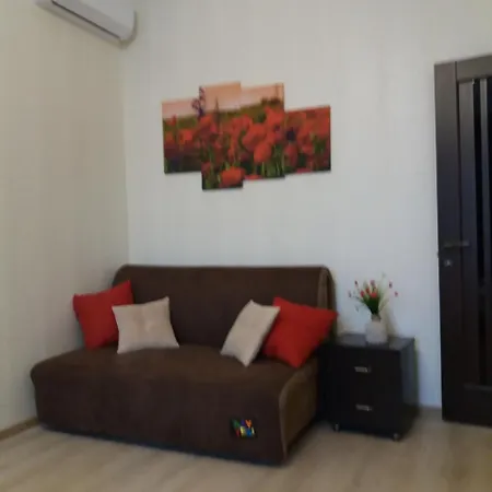 новая квартира на итальянском бульваре *